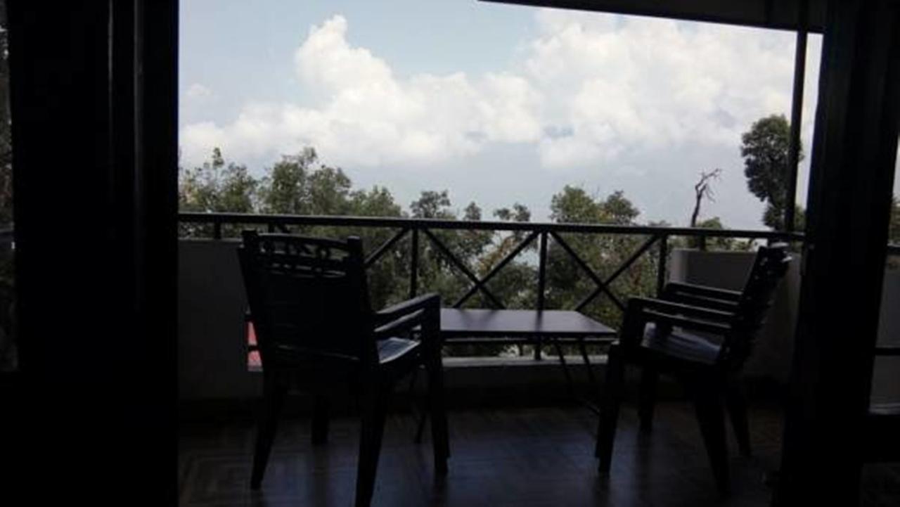 Surbee Resort Mussoorie Pokój zdjęcie