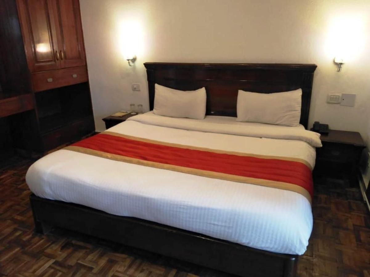 Surbee Resort Mussoorie Zewnętrze zdjęcie